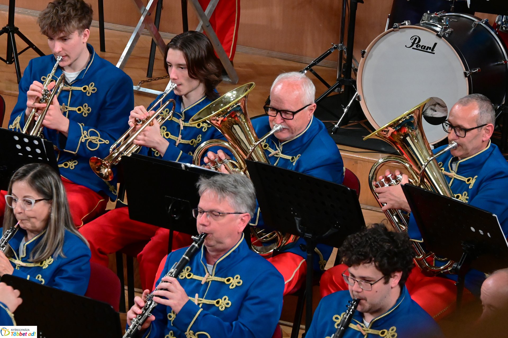 A Szabolcsi Koncert Fúvószenekar Operettgálája sztárvendégekkel