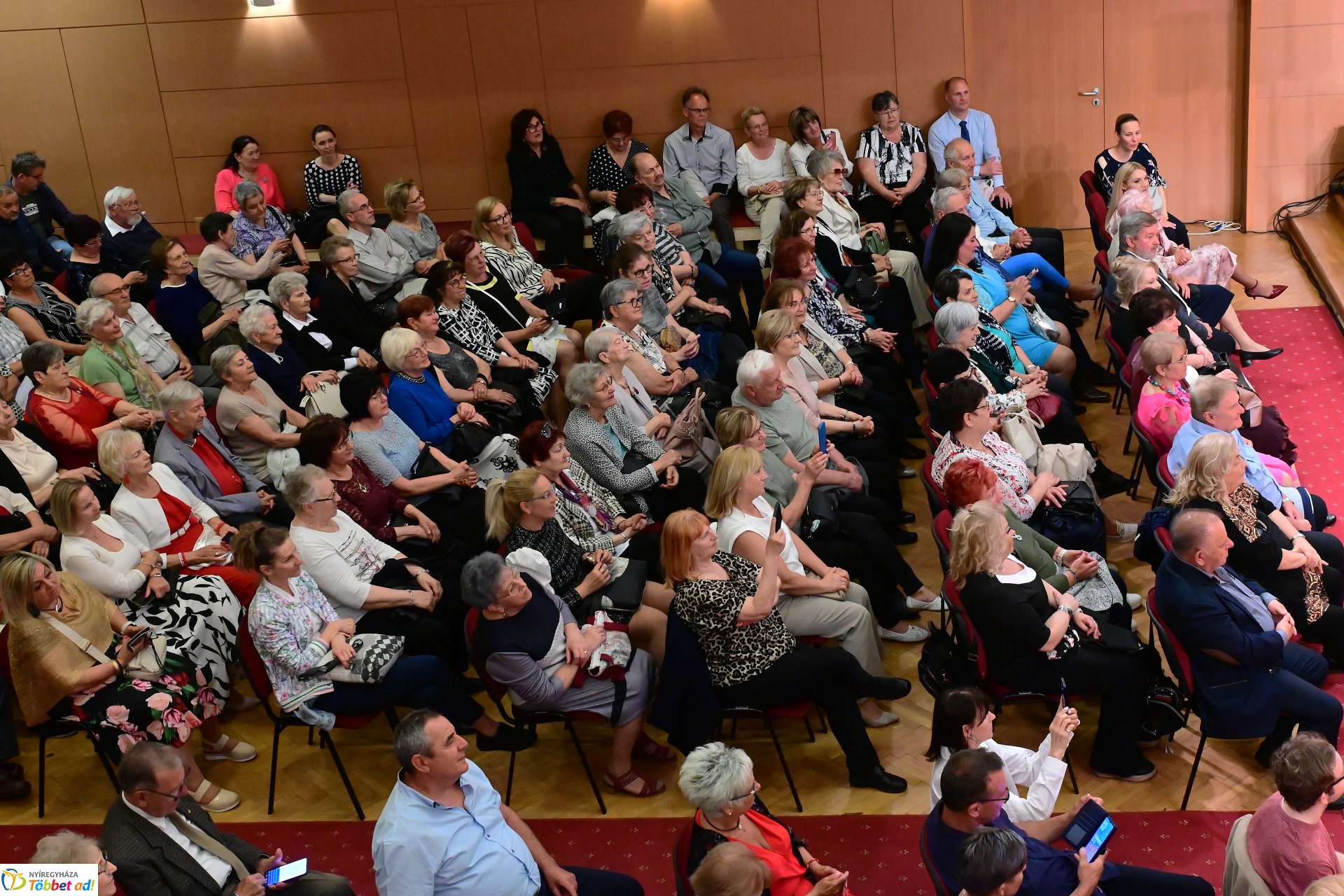 A Szabolcsi Koncert Fúvószenekar Operettgálája sztárvendégekkel