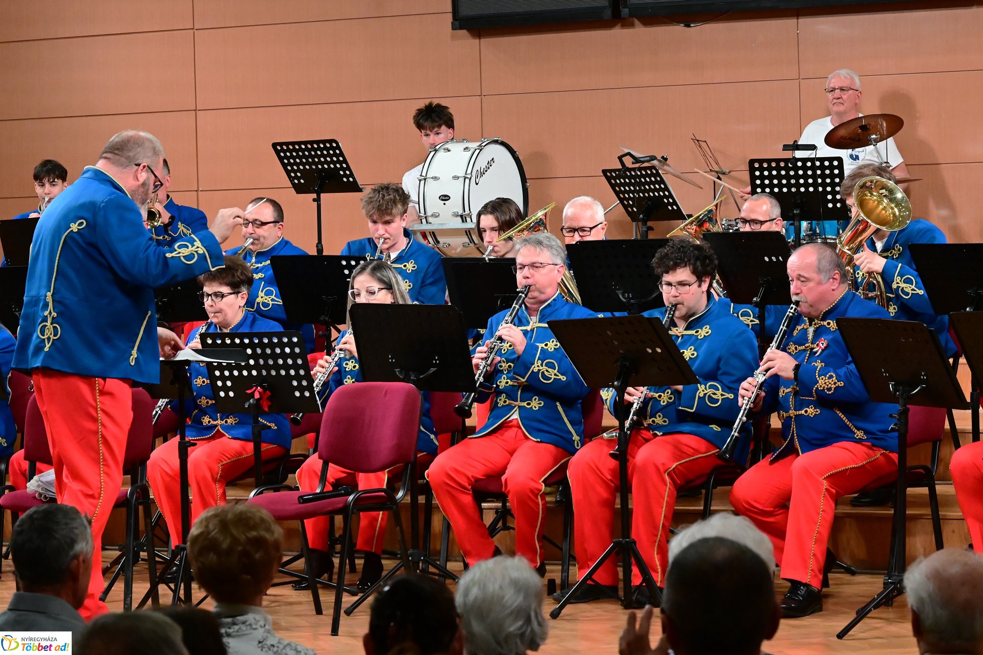 A Szabolcsi Koncert Fúvószenekar Operettgálája sztárvendégekkel