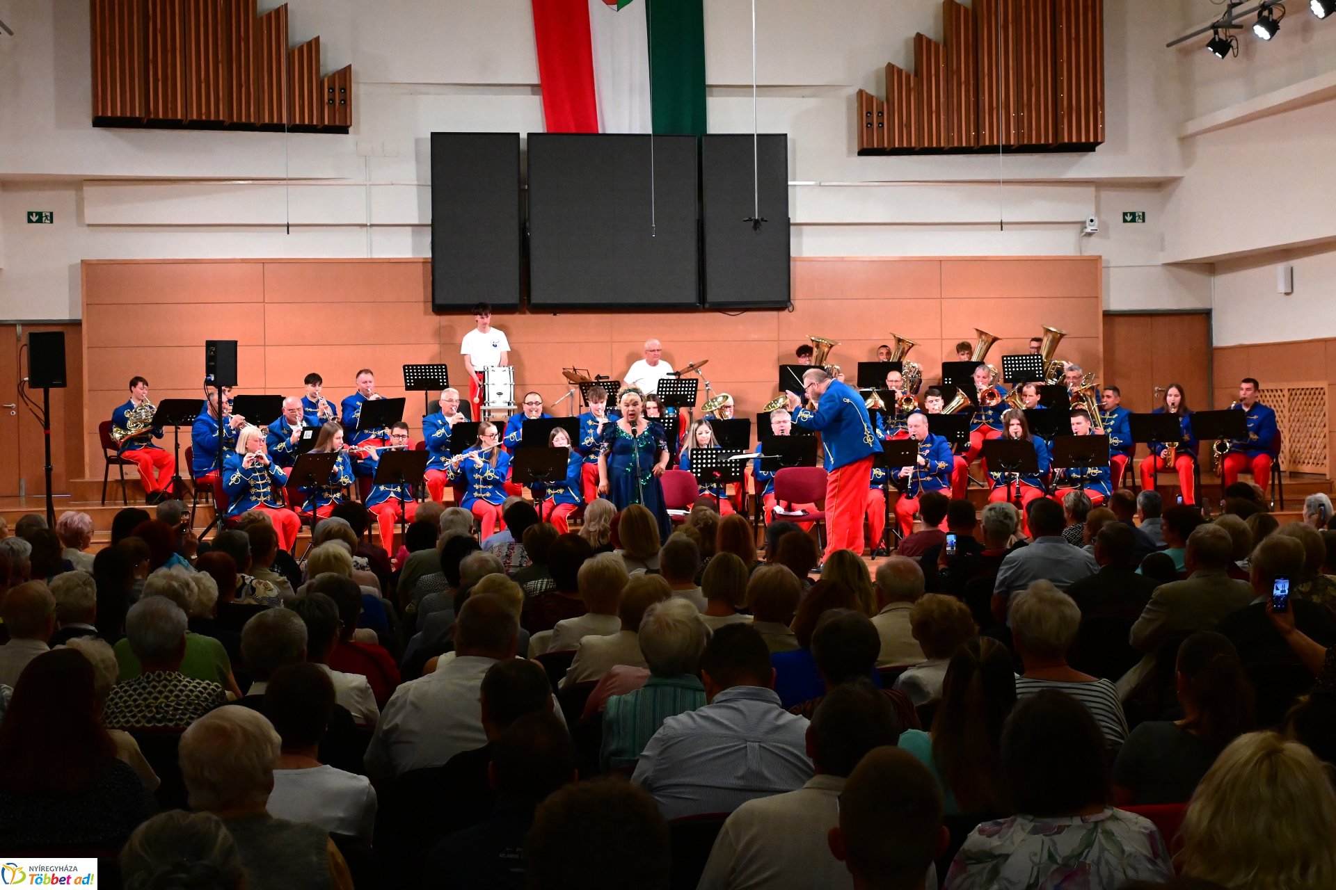 A Szabolcsi Koncert Fúvószenekar Operettgálája sztárvendégekkel