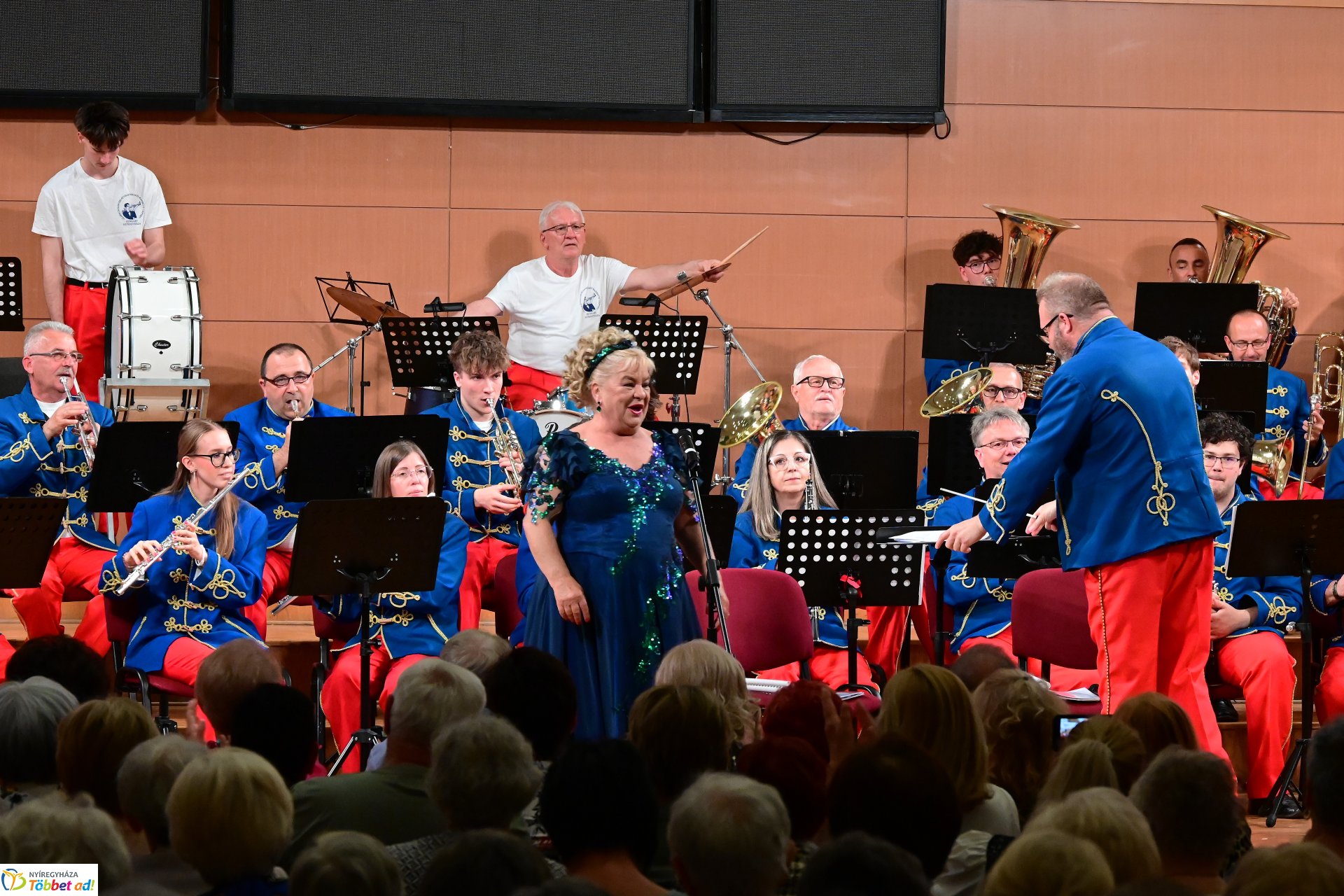 A Szabolcsi Koncert Fúvószenekar Operettgálája sztárvendégekkel
