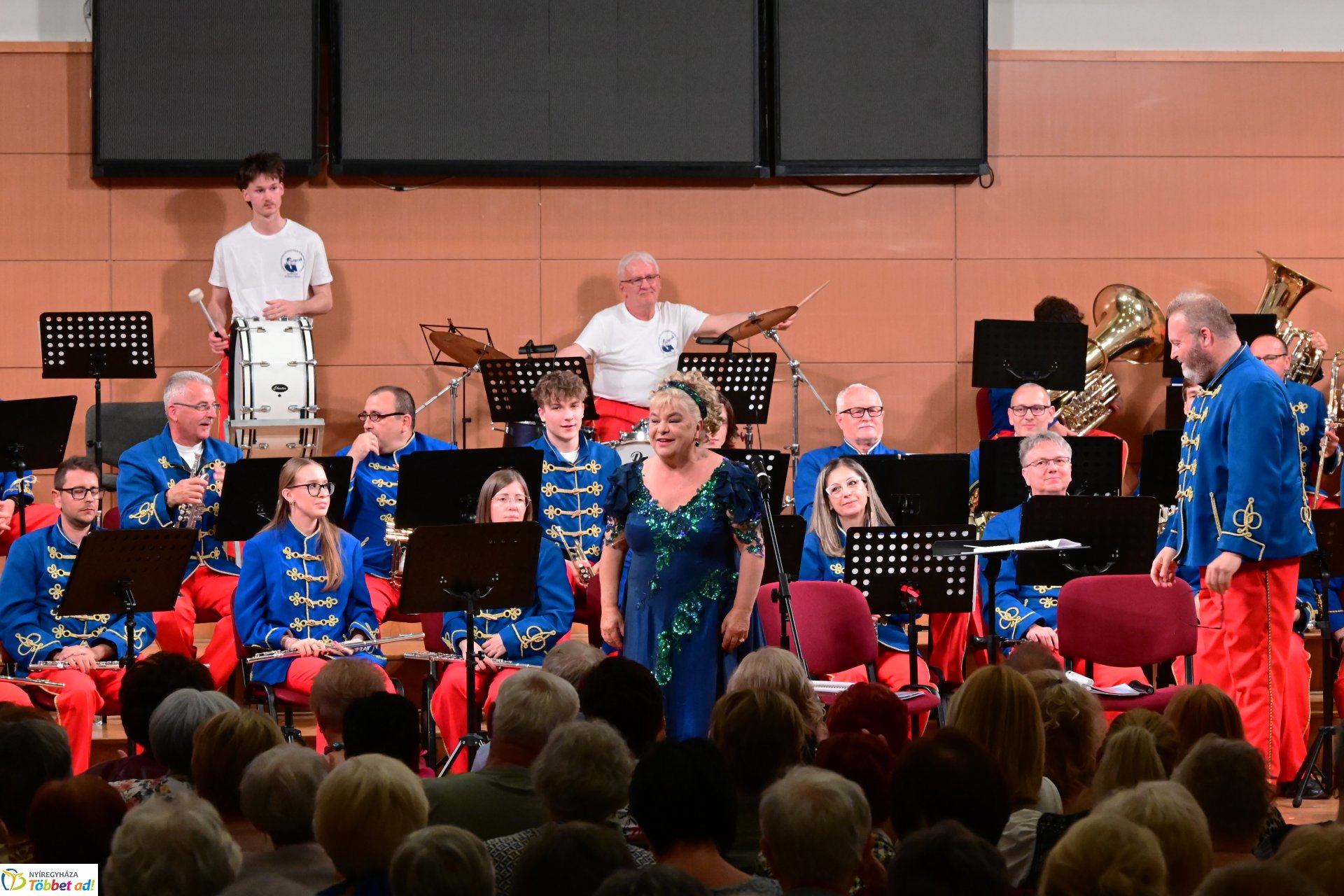 A Szabolcsi Koncert Fúvószenekar Operettgálája sztárvendégekkel