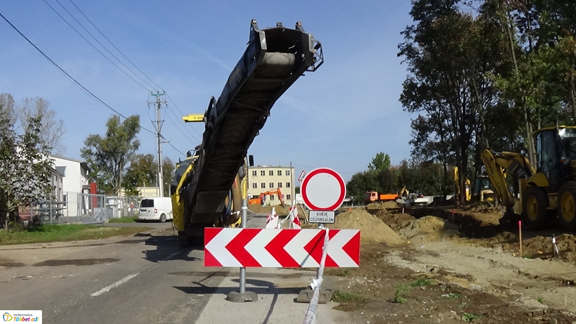 A Szélsőbokori út zsákutca az Ív utcától a Tiszavasvári útig