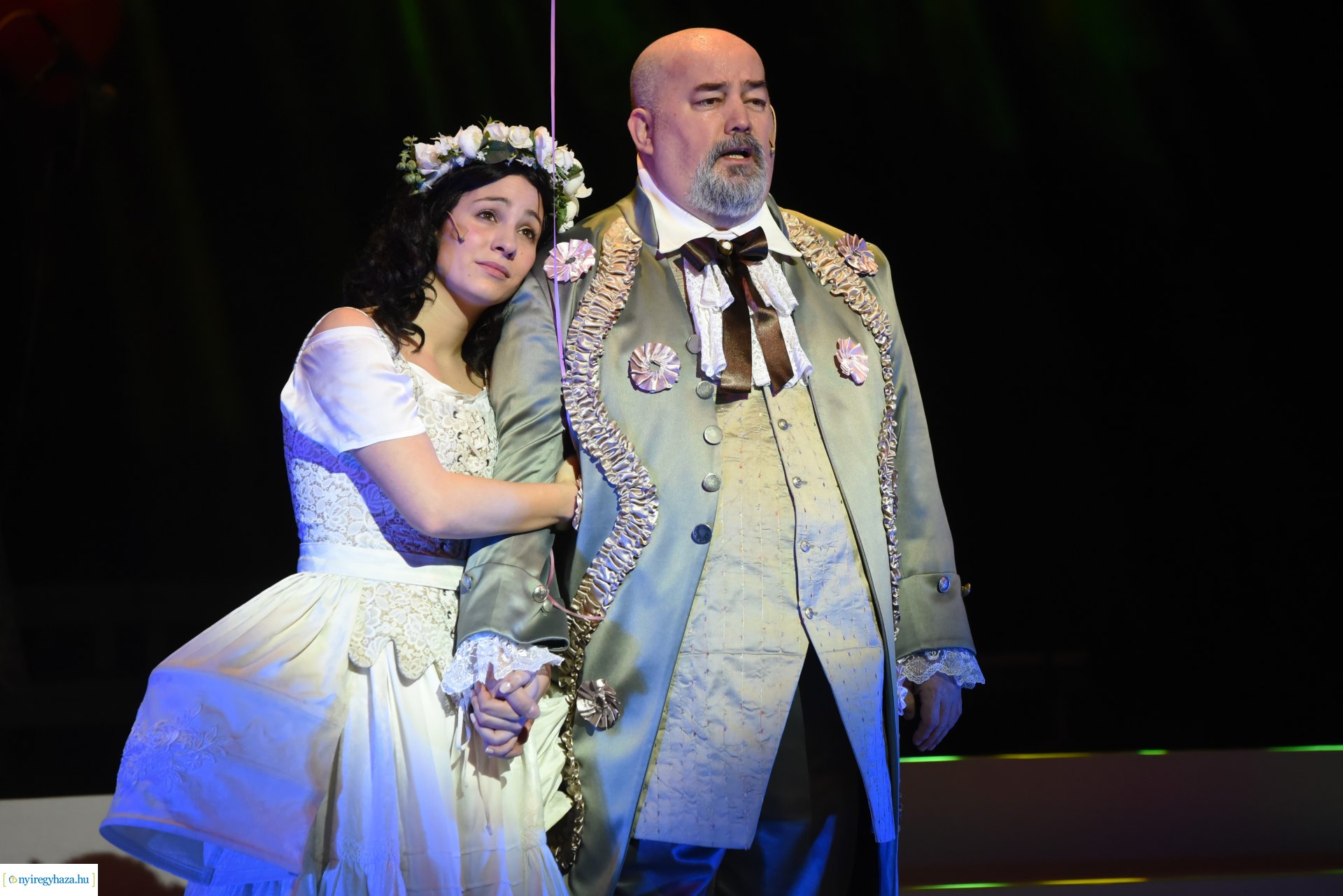 A Szépség és Szörnyeteg - bemutató a Móricz Zsigmond Színházban