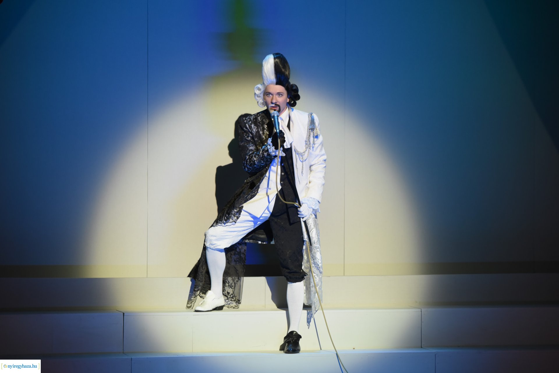 A Szépség és Szörnyeteg - bemutató a Móricz Zsigmond Színházban