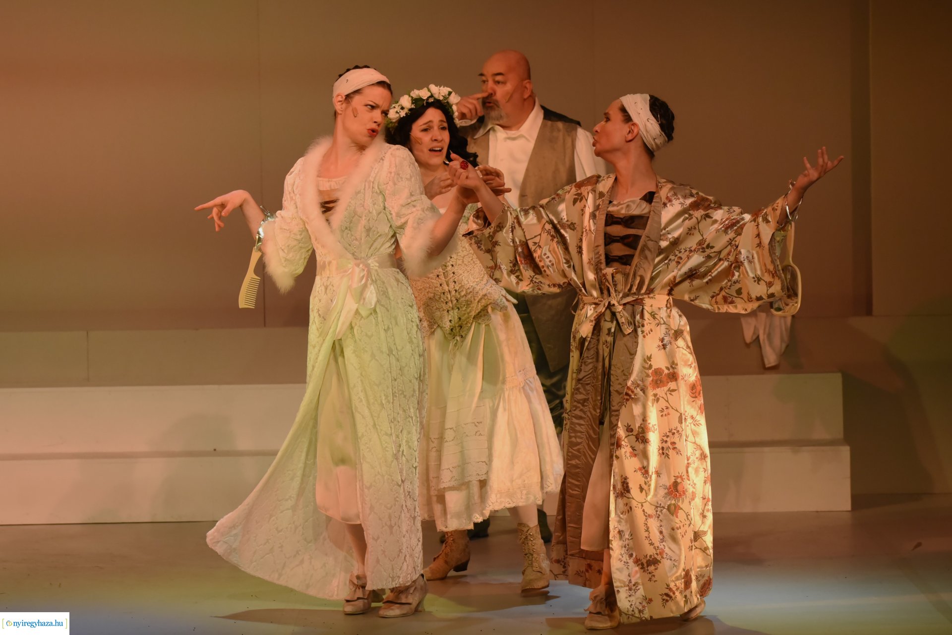 A Szépség és Szörnyeteg - bemutató a Móricz Zsigmond Színházban