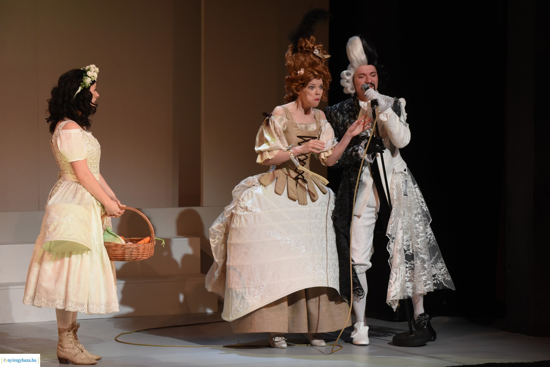 A Szépség és Szörnyeteg - bemutató a Móricz Zsigmond Színházban