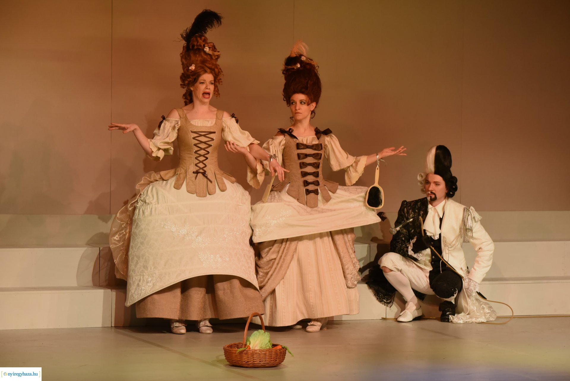 A Szépség és Szörnyeteg - bemutató a Móricz Zsigmond Színházban