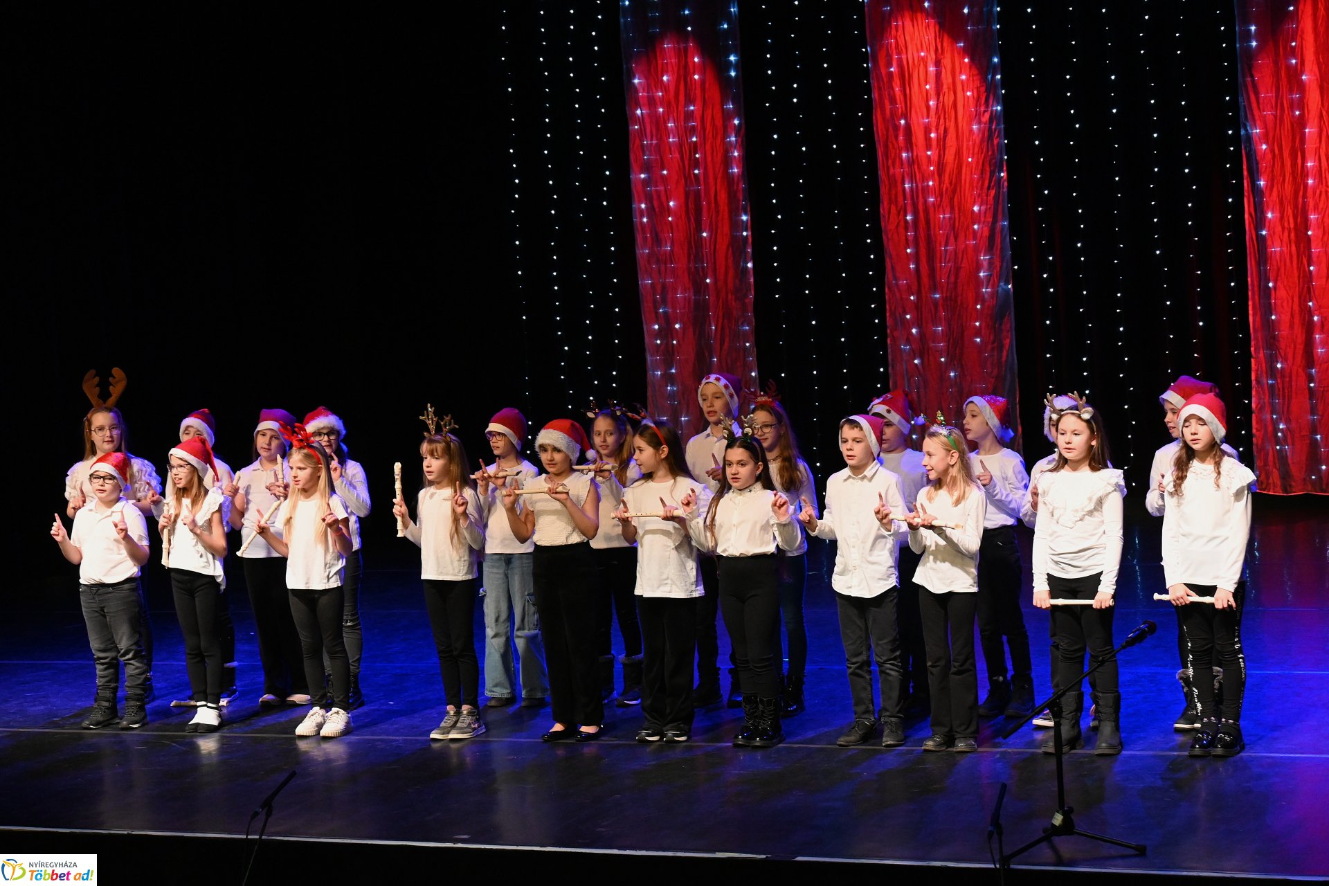 A szívek ünnepe - az arcokon mosollyal és ajándékcsomagokkal tértek haza a megajándékozottak