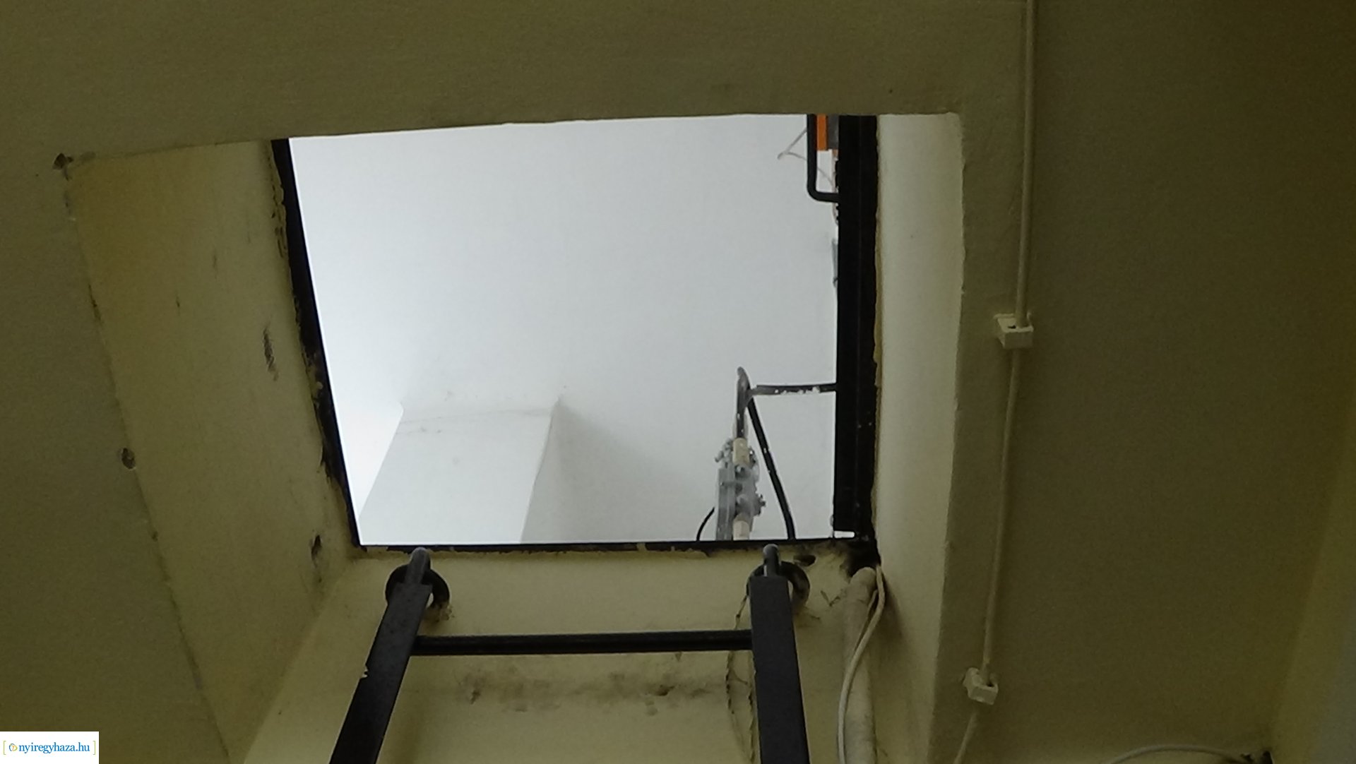 A Tompa Mihály utcára riasztották a tűzoltókat szerda délelőtt