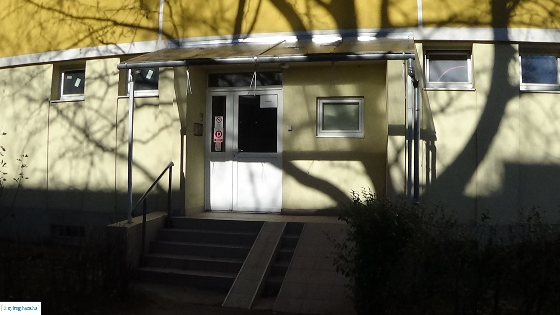 A Tompa Mihály utcára riasztották a tűzoltókat szerda délelőtt