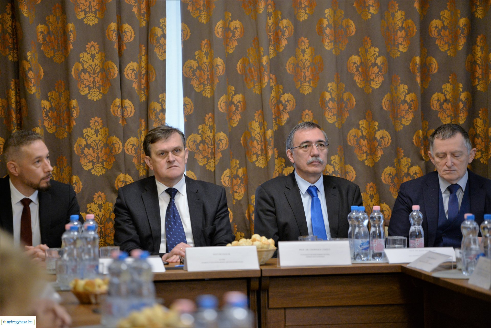 A Tudomány Ünnepe a Megyeházán