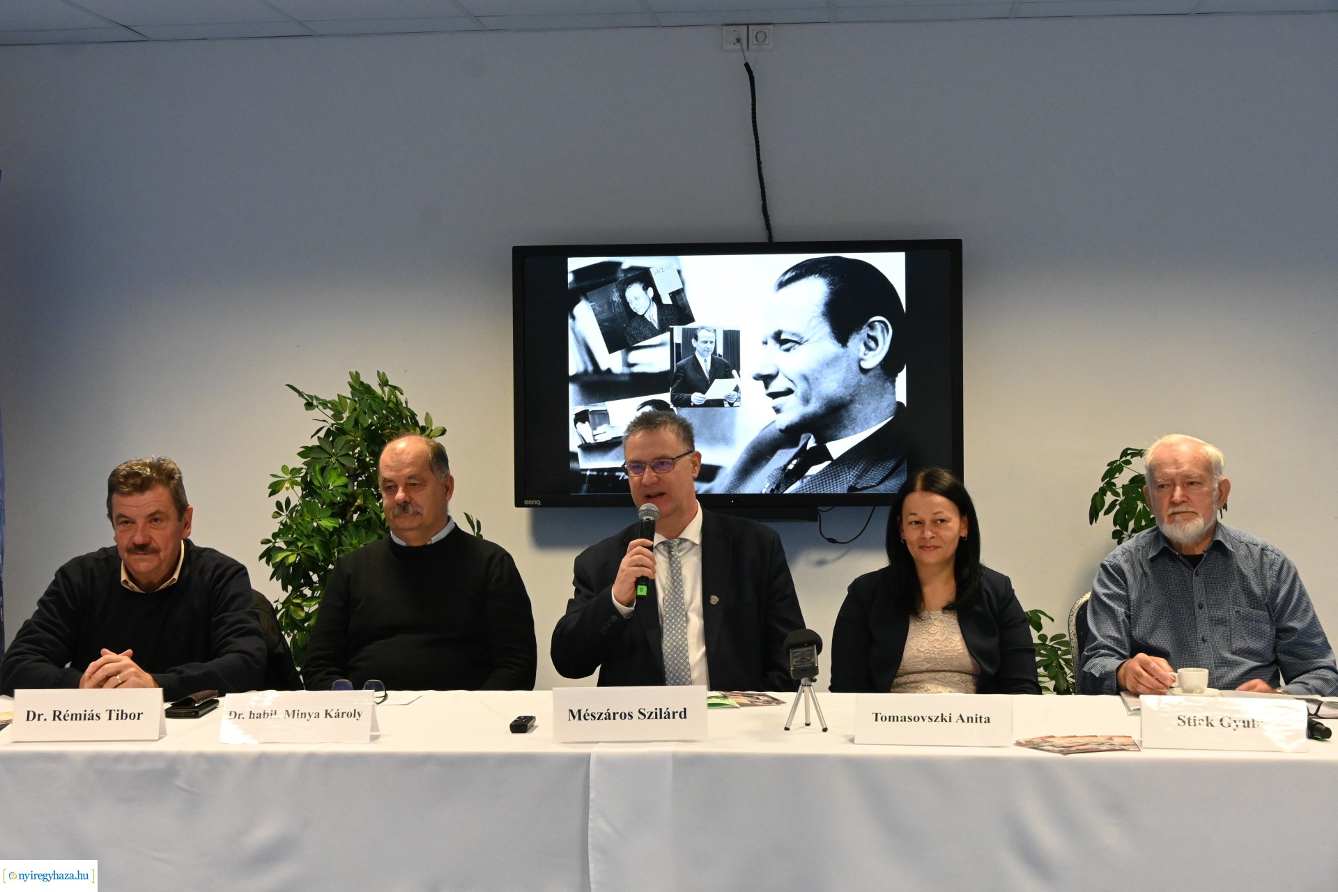 A "Váci 100" rendezvénysorozat programjait ismertették a VMKK-ban