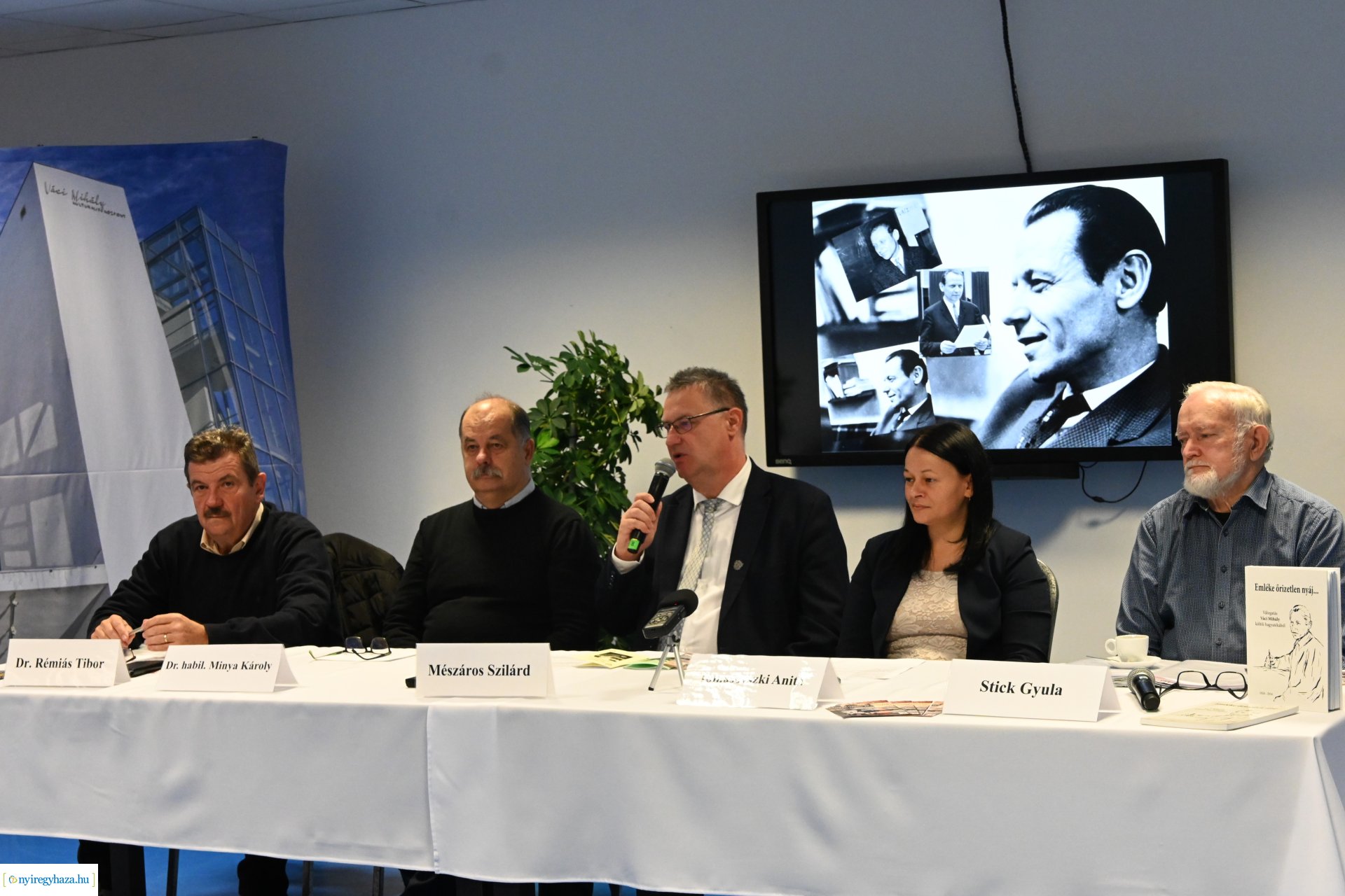 A "Váci 100" rendezvénysorozat programjait ismertették a VMKK-ban