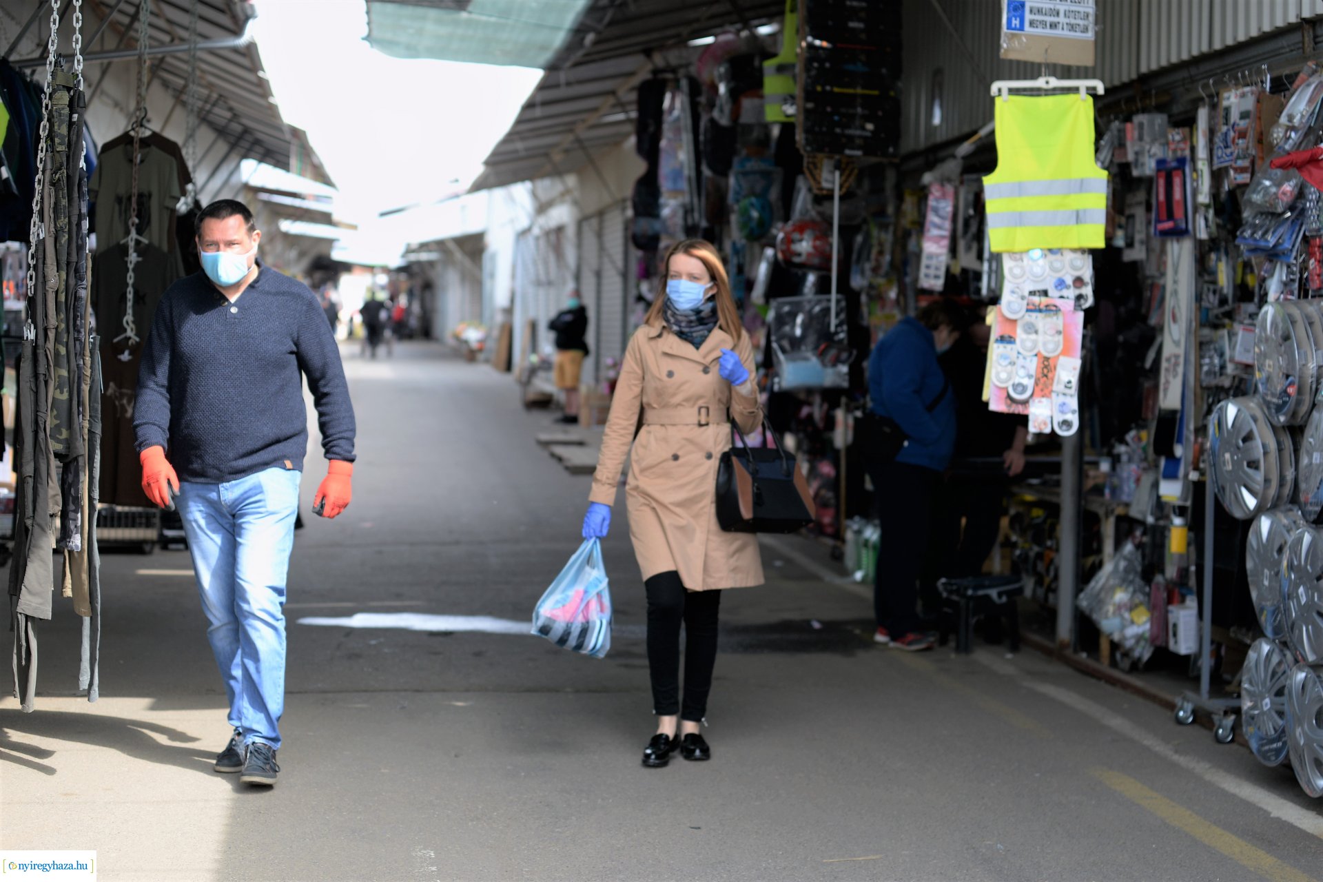A Vásártér hétvégén is várja a vásárlókat