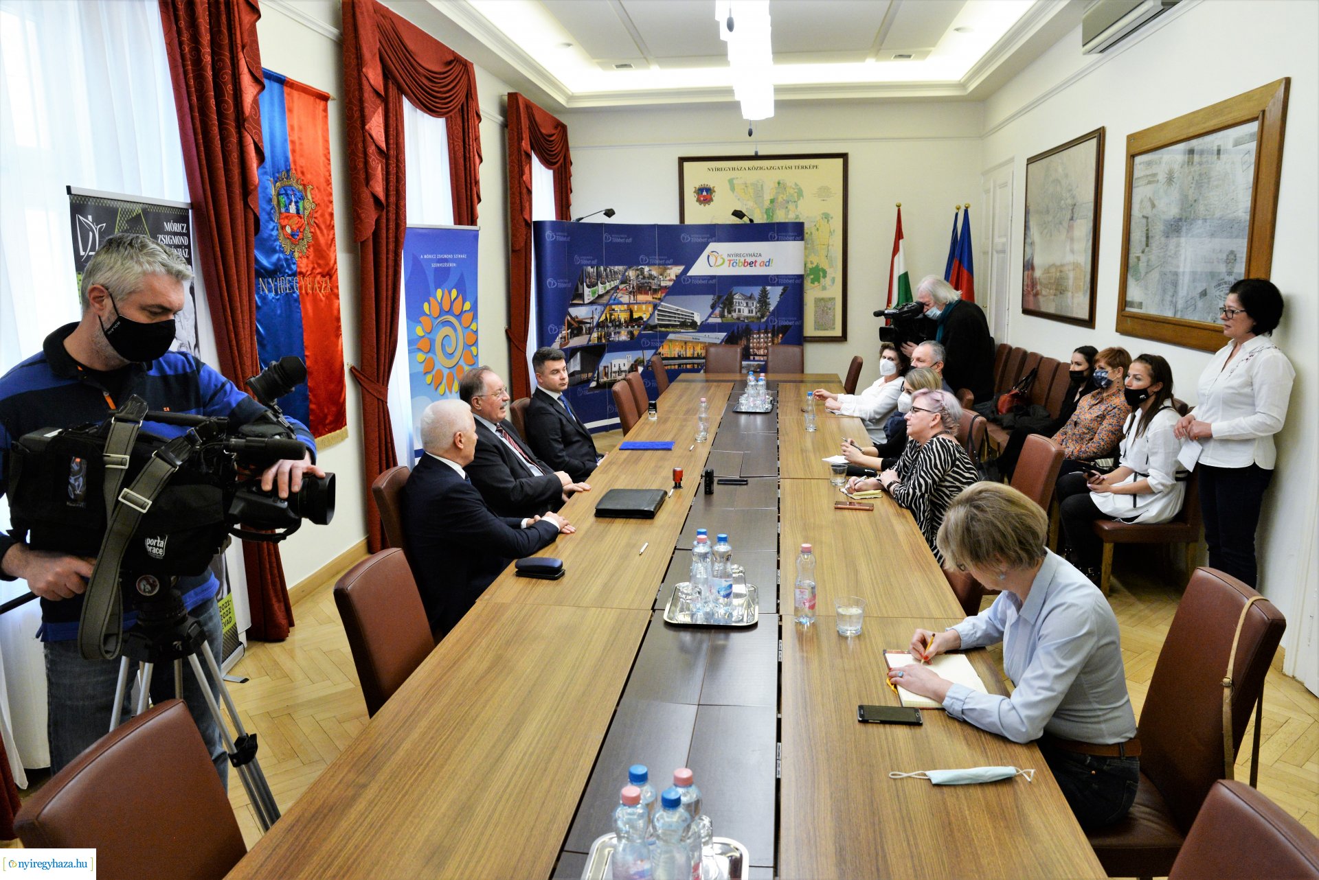 A VIDOR Fesztivál hivatalos főszponzori szerződés aláírása
