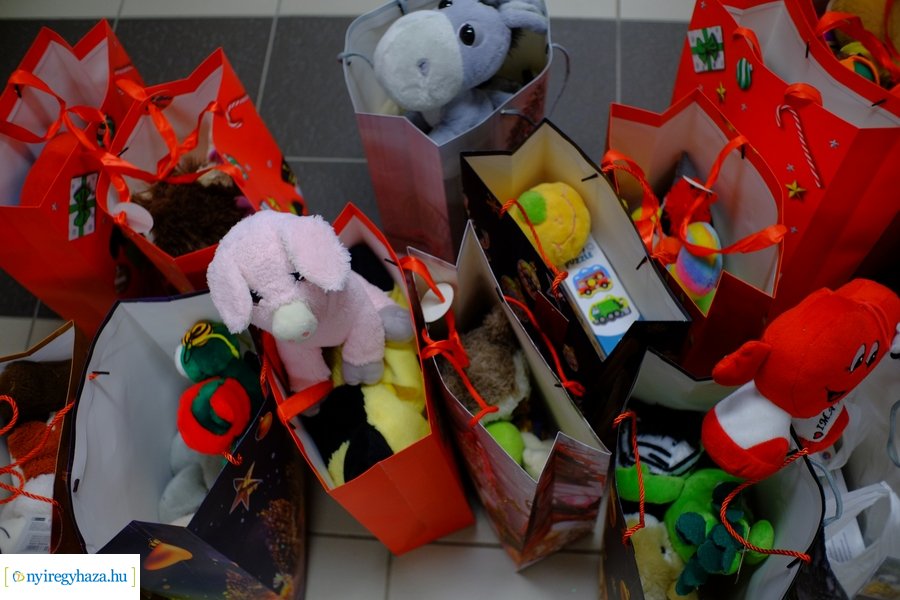 Adomány a gyerekosztálynak 20231227