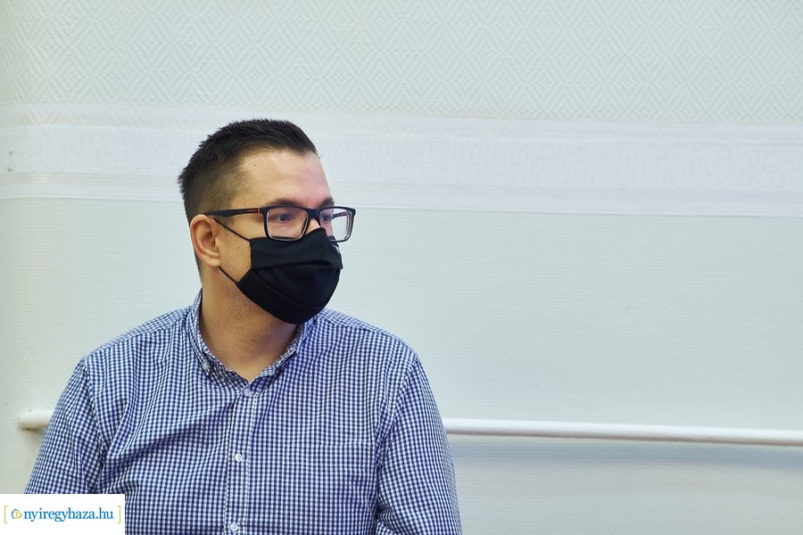 Adomány a Jósa András Oktatókórháznak