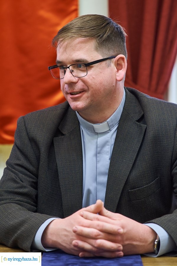 Adomány a Katolikus_Karitásznak