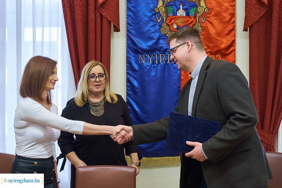 Adomány a Katolikus_Karitásznak