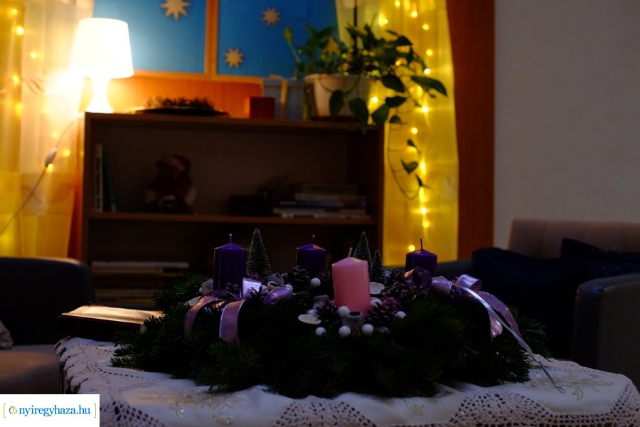 Adomány a Szent Imre iskolától