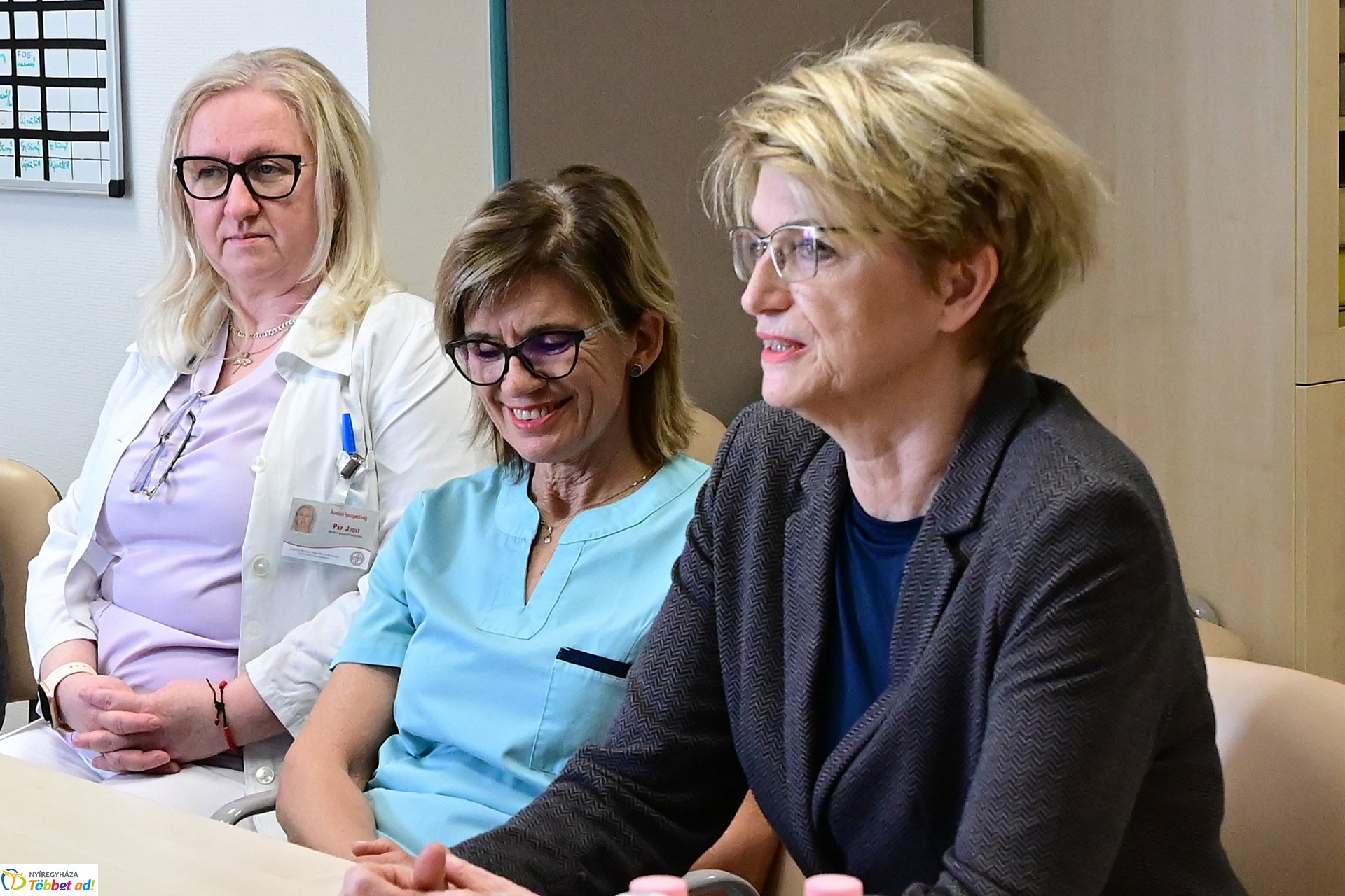 Adomány a vadászoktól a kórház gyermekosztálya részére