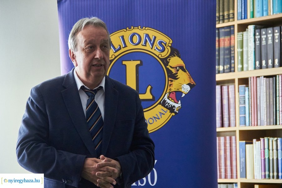 Adomány átadások a Levéltárban