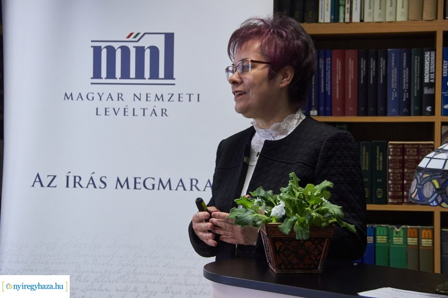 Adomány átadások a Levéltárban