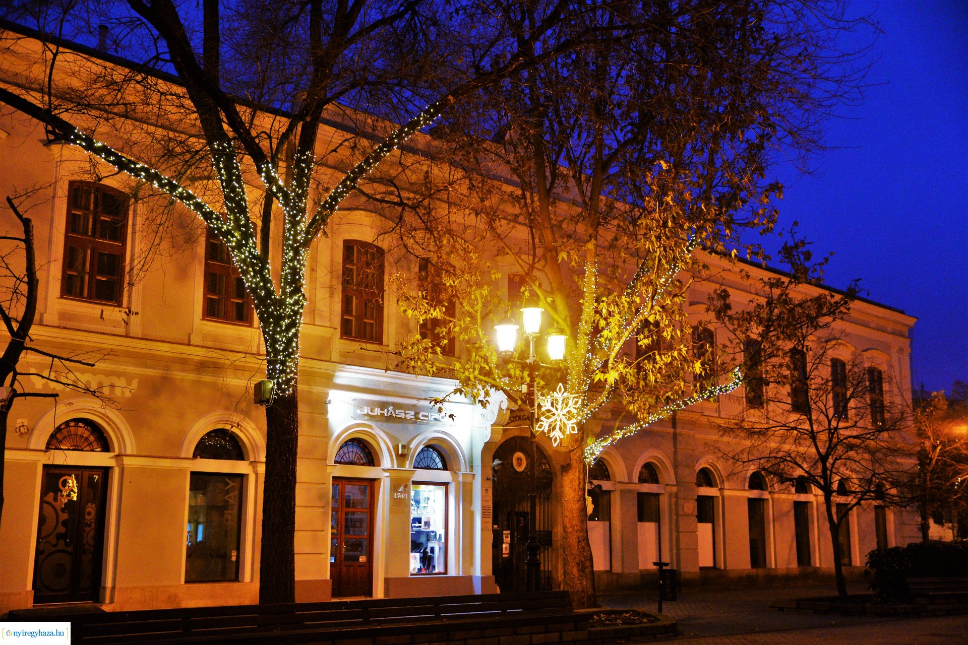 Adventi fények Nyíregyházán