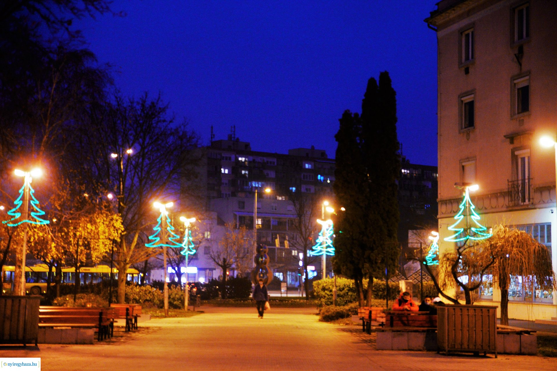 Adventi fények Nyíregyházán