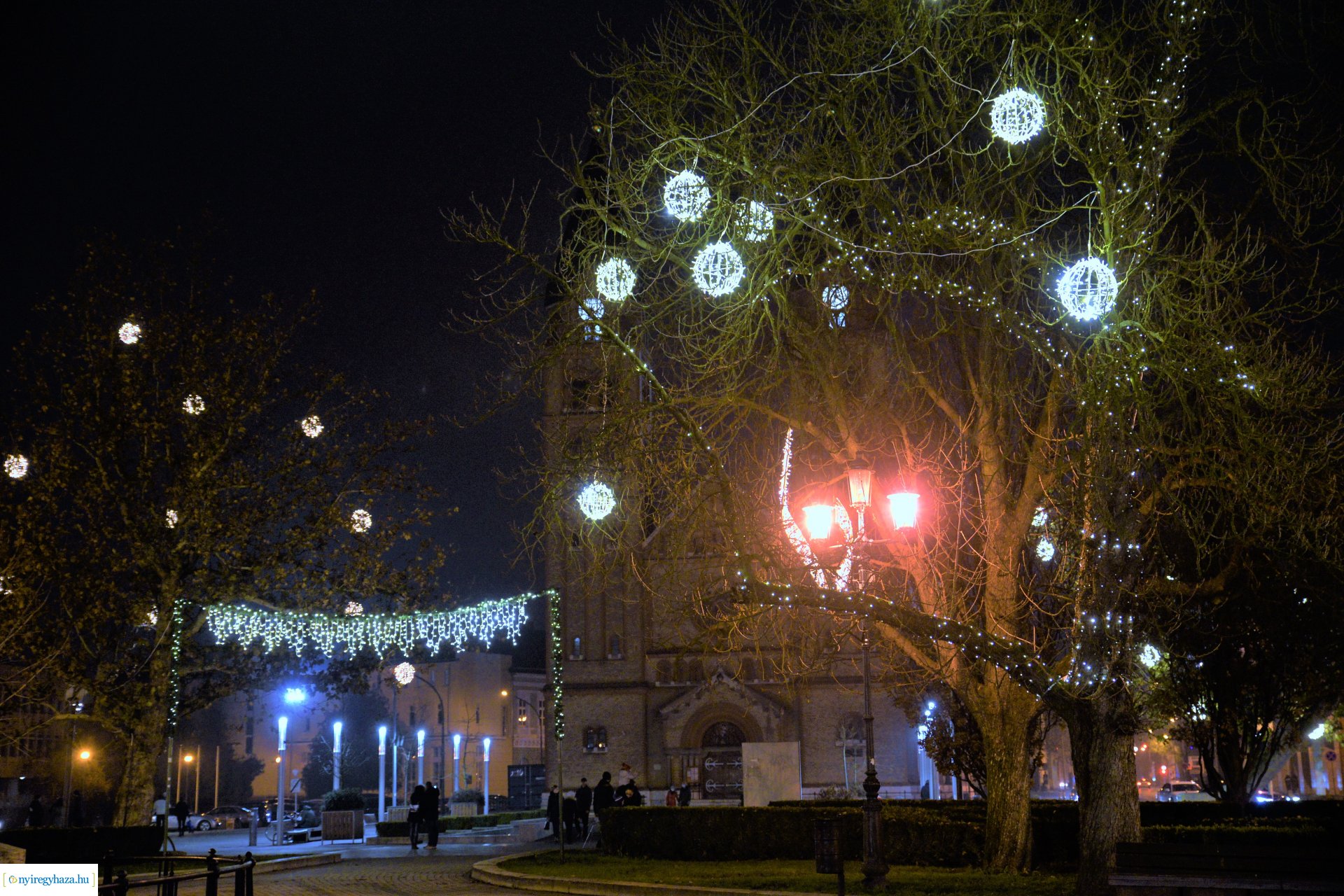 Adventi fények Nyíregyházán