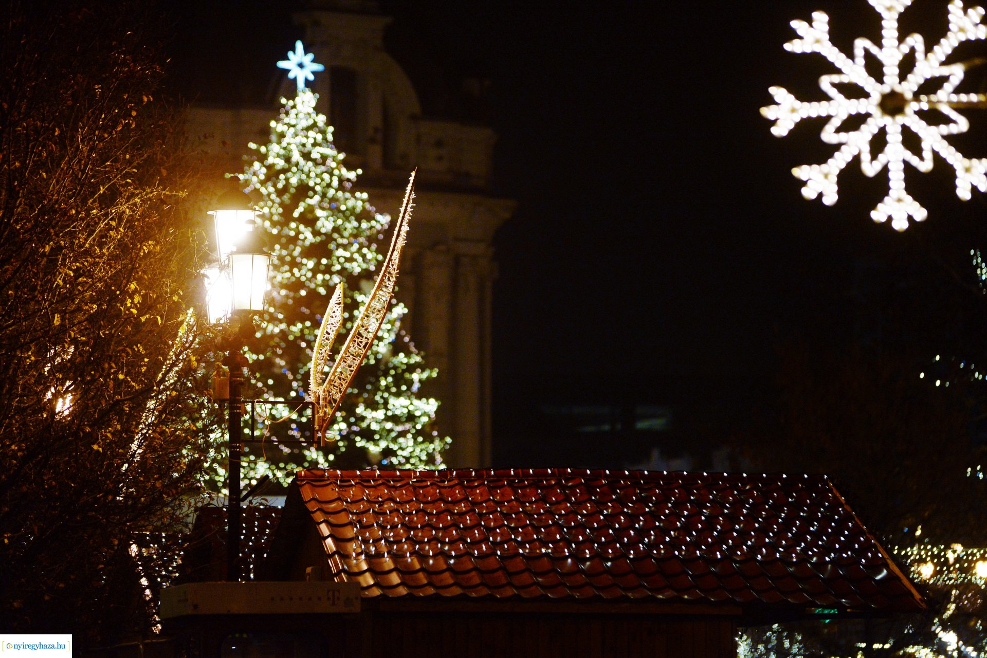 Adventi fények Nyíregyházán