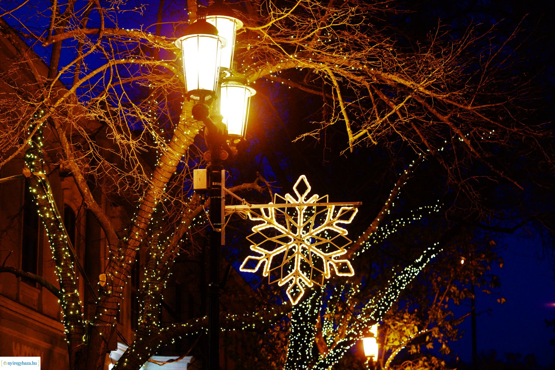 Adventi fények Nyíregyházán