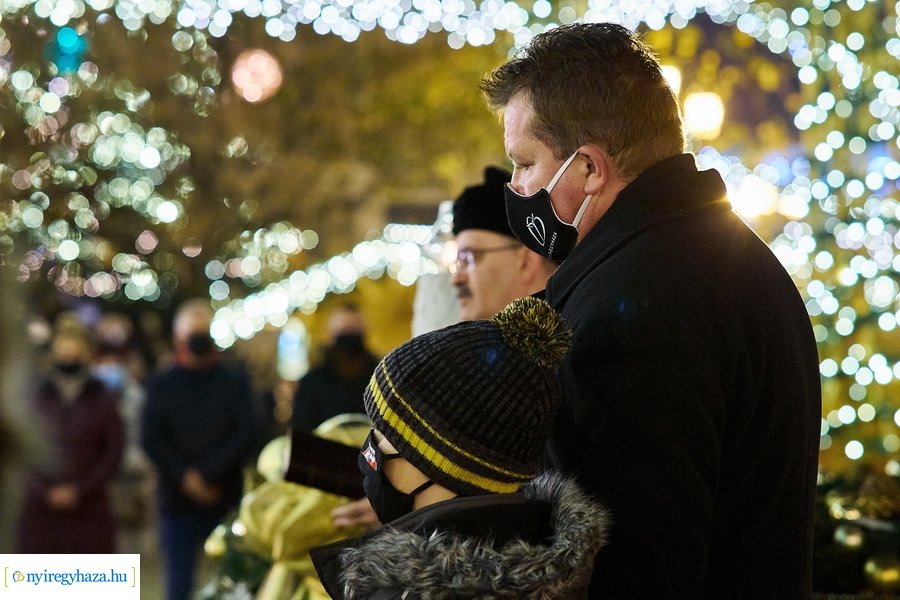 Advent 2020 harmadik gyertyája