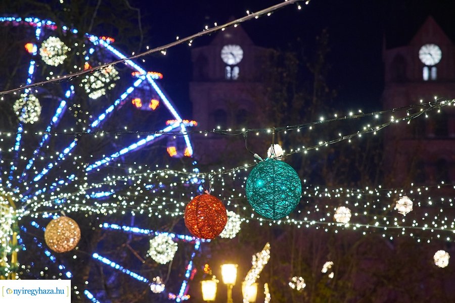 Advent első gyertyája 2021