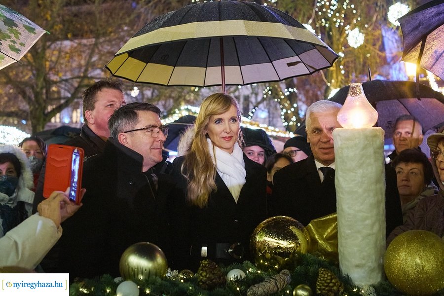 Advent első gyertyája 2021