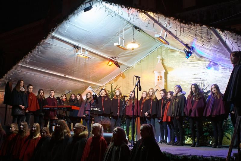Advent első gyertyája 2021