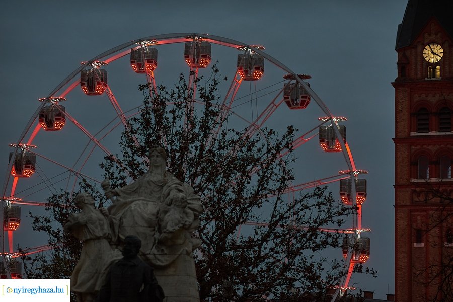 Advent első gyertyája 2022