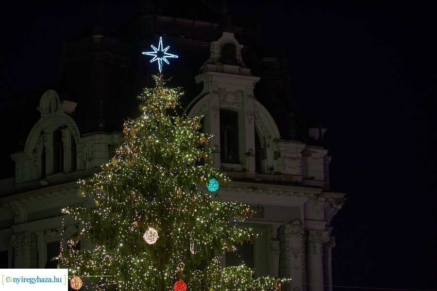 Advent első gyertyája 2022