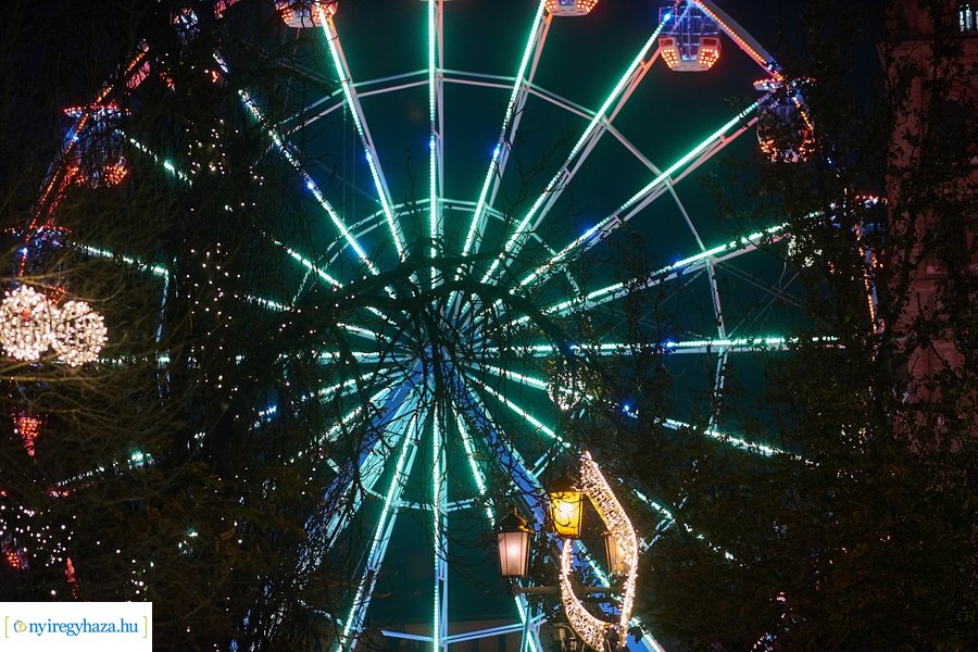 Advent első gyertyája 2022