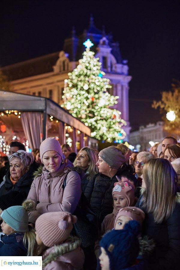 Advent első gyertyája 2022