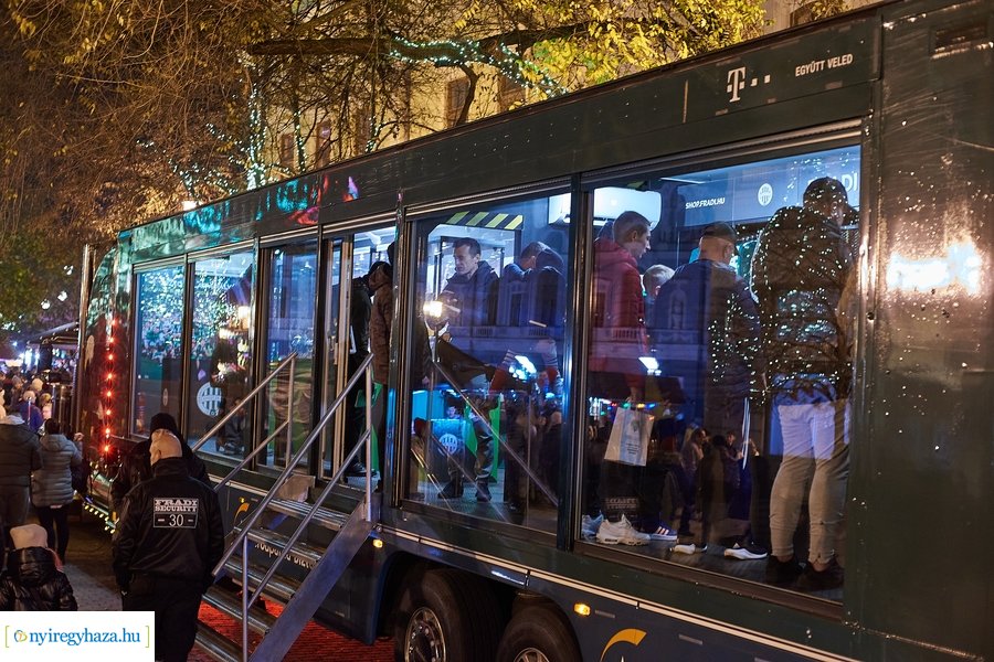 Advent első gyertyája 2022