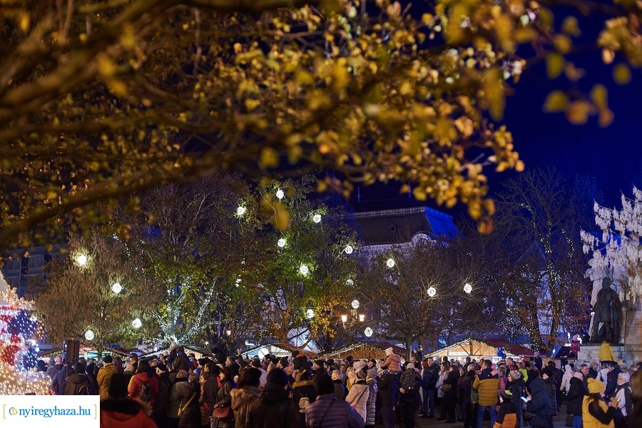 Advent első gyertyája 2022