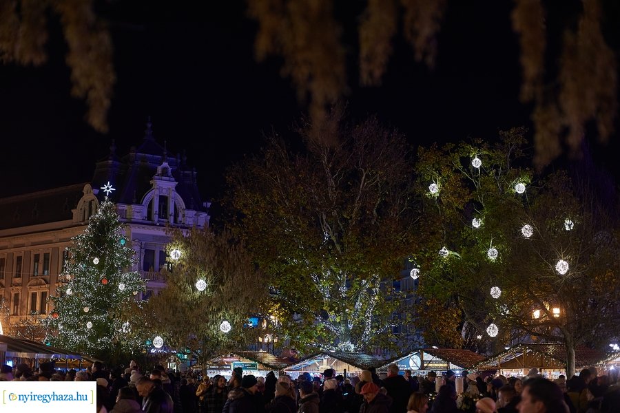 Advent első gyertyája 2022