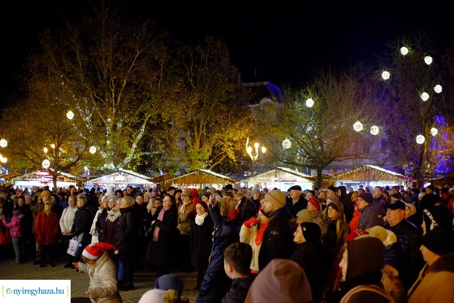 Advent első gyertyája 2023