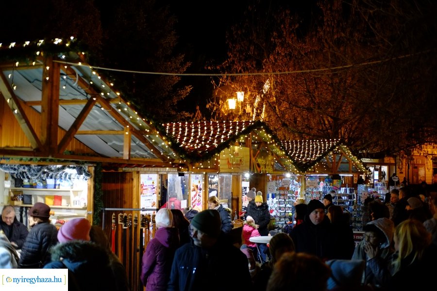 Advent első gyertyája 2023