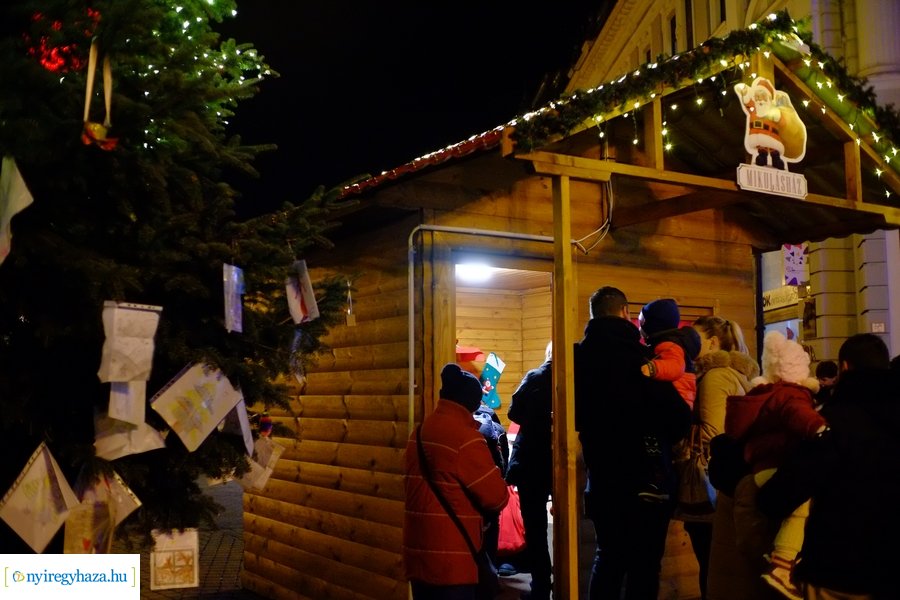 Advent első gyertyája 2023