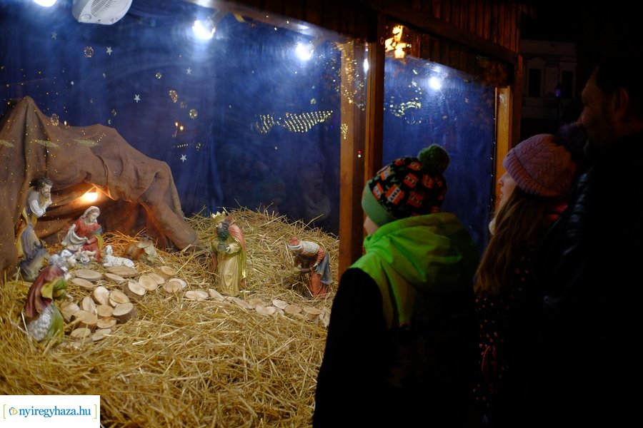 Advent első gyertyája 2023