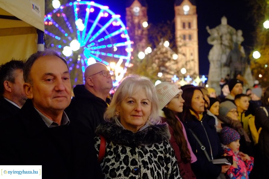 Advent első gyertyája 2023