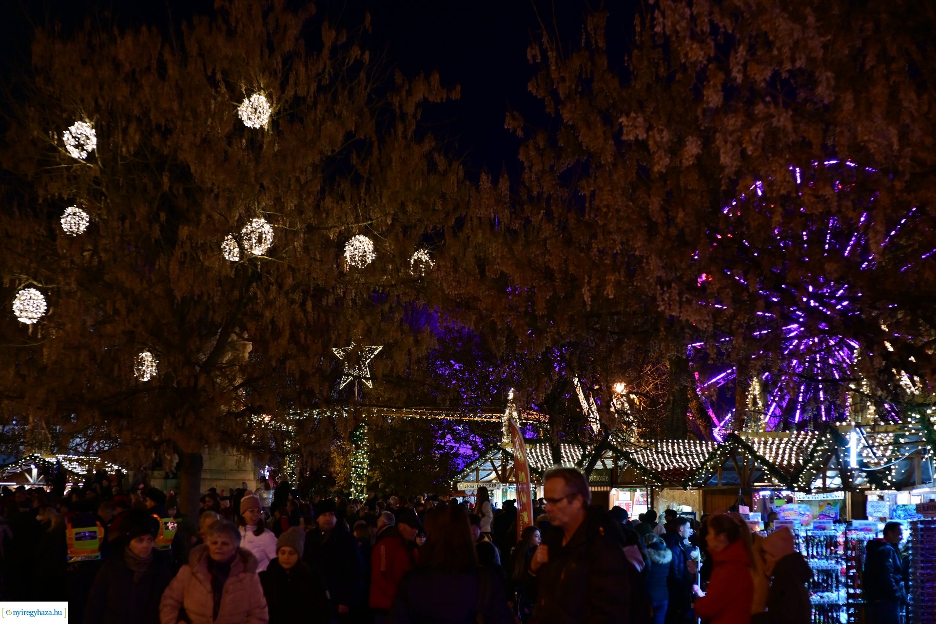 Advent első gyertyája 2024
